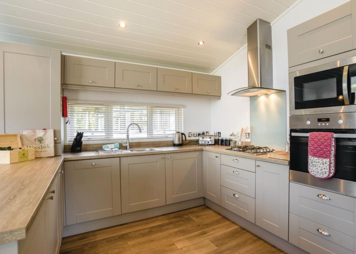 Woodside Coastal Retreat Hotel Fishbourne  Екстериор снимка